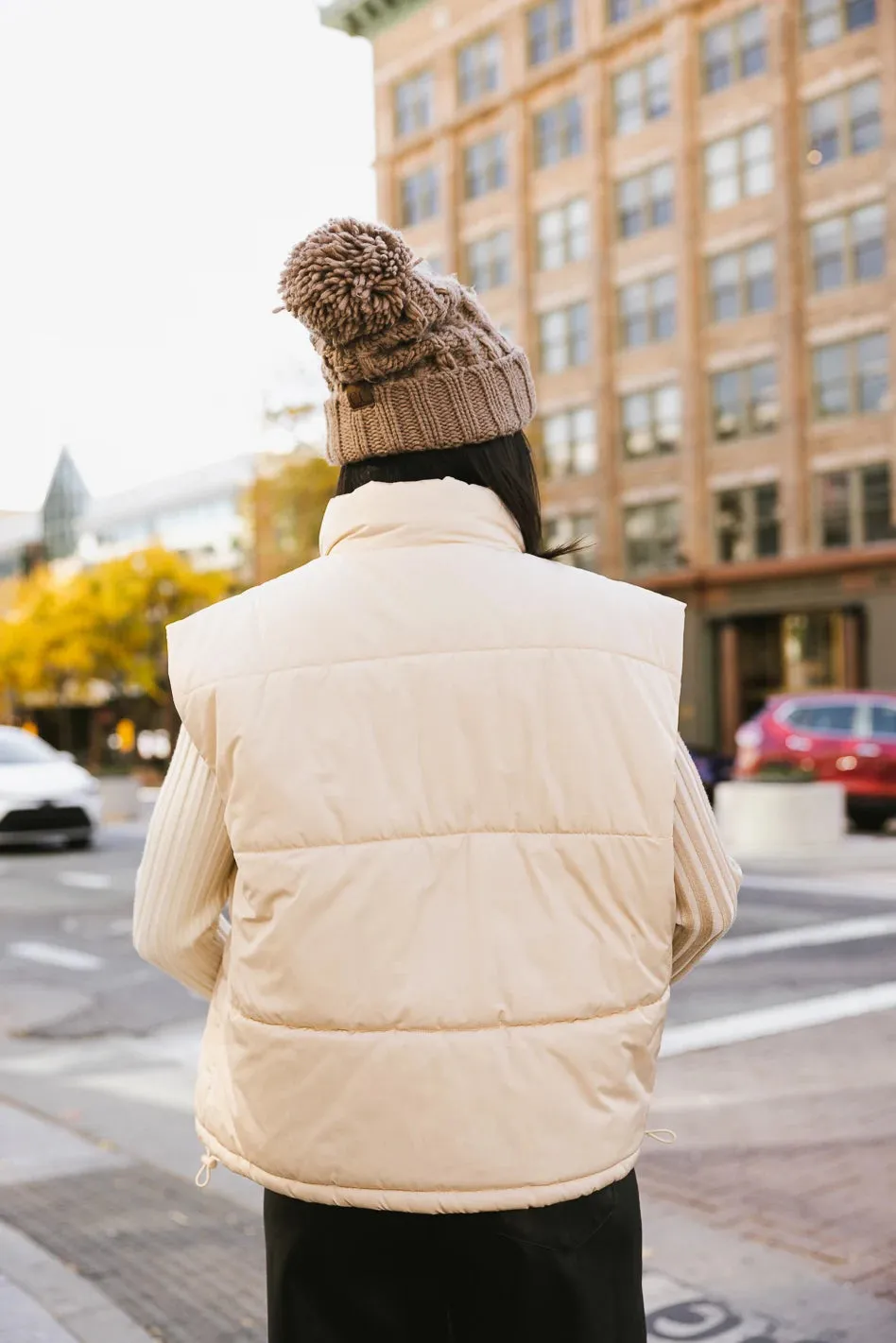 Caelan Puffer Vest in Cream - FINAL SALE