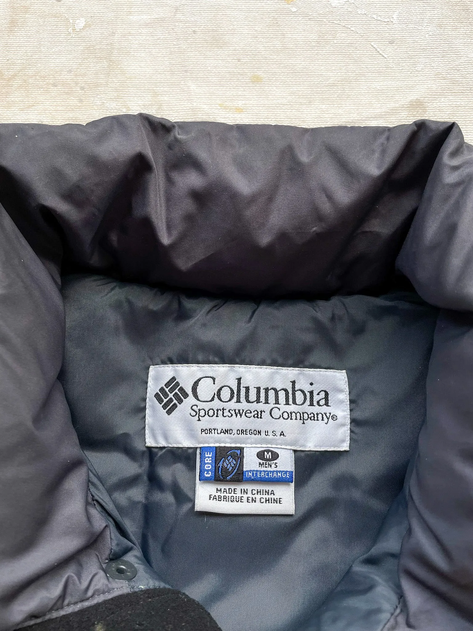 Columbia Puffy Vest—[M]