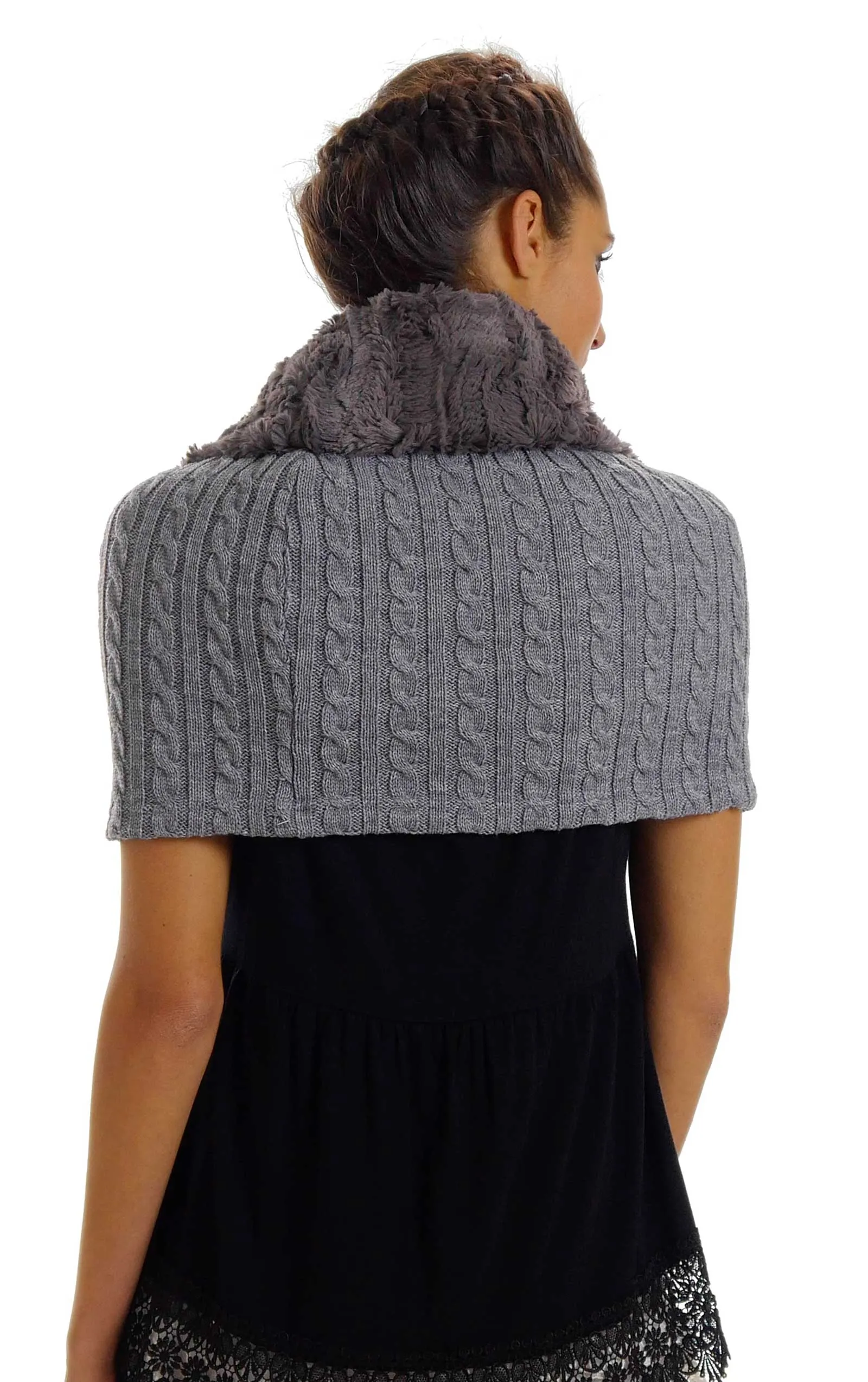 Faux fur Neck Warmer with Shoulder Covered Cable Knit Capelet